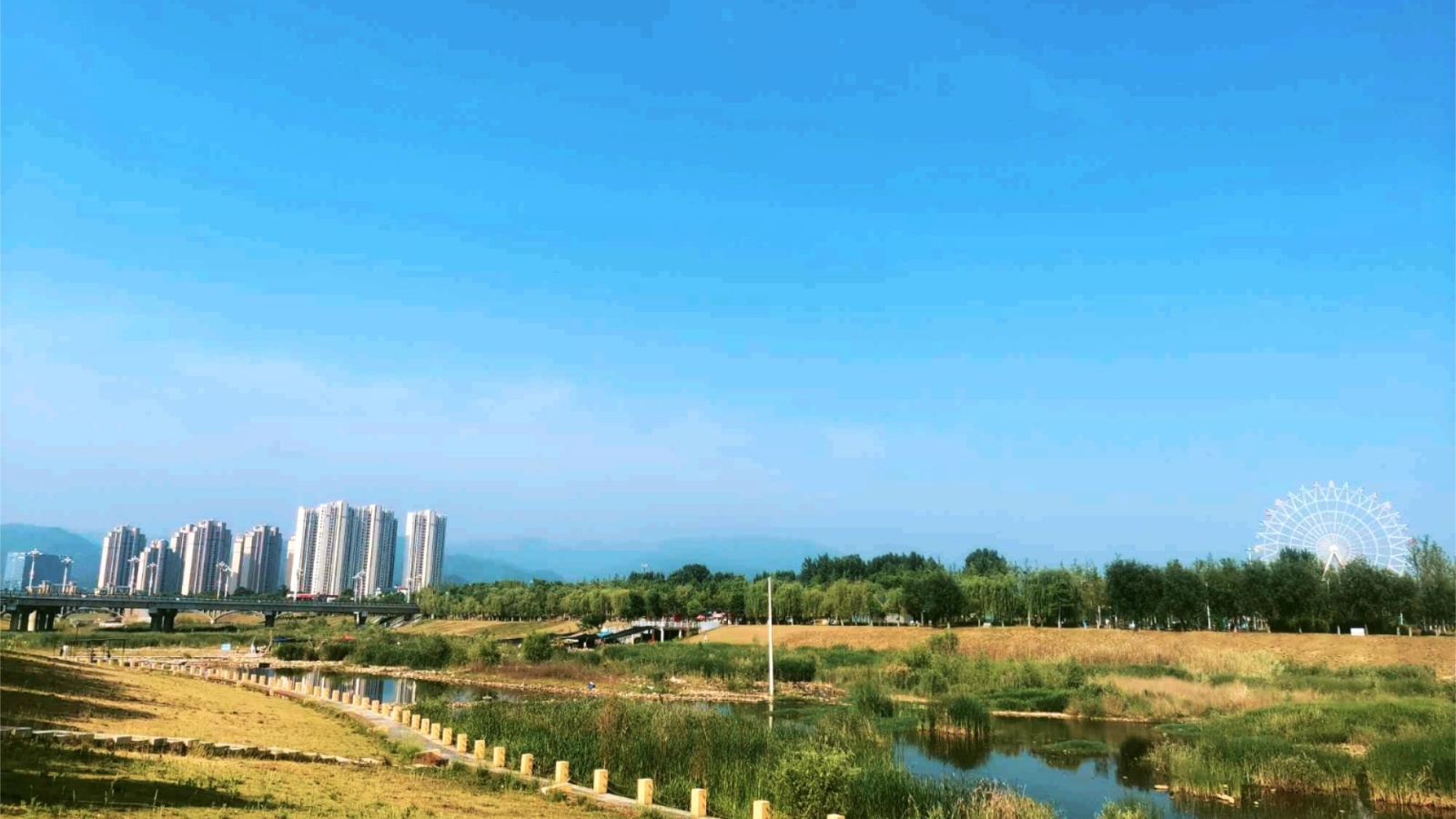 河南西峡：做足山水文章 打造宜居之城